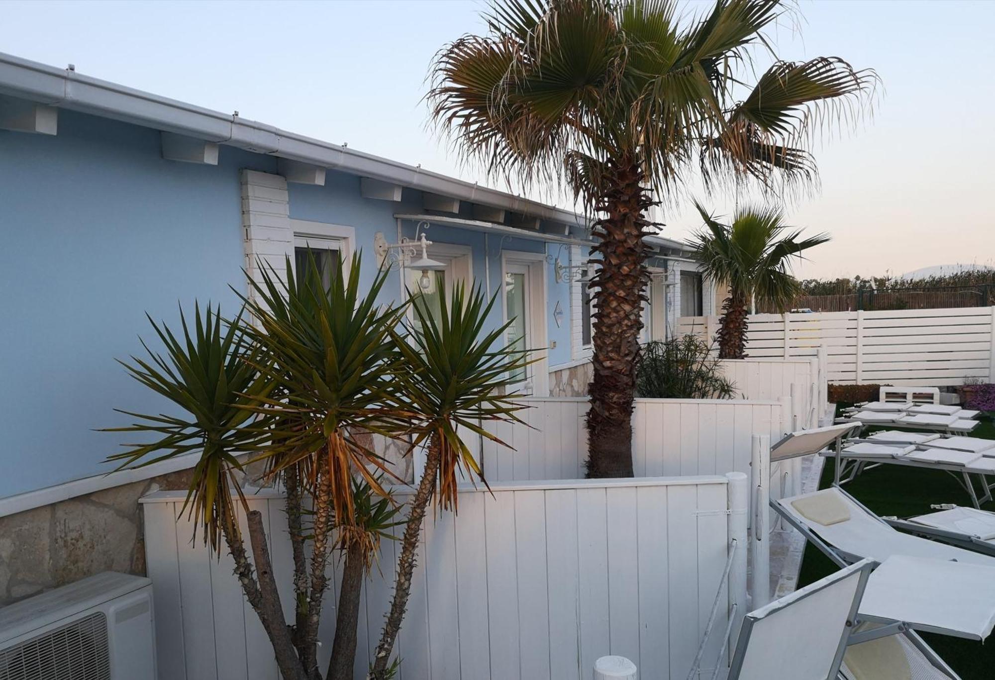 Baywatch Bed & Breakfast Margherita Di Savoia Exterior photo